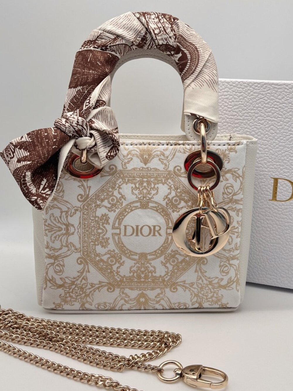 NEW DIOR LIMITED EDITION LADY BAG [GWP]